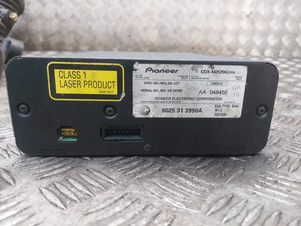 Changer CD Pioneer OEM 6025313990A pour Renault Espace III image 6