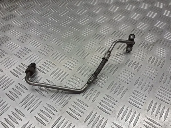 Begagnad Volvo Turbo Smörjningsrör OEM Del image 2