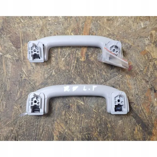 OEM BTU1872 Isuzu D-Max etukatonkahva image 2