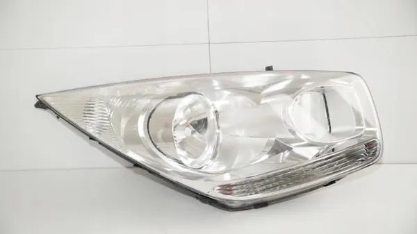 Rechter Frontscheinwerfer Kia Venga 09-14 OEM Gebraucht image 3