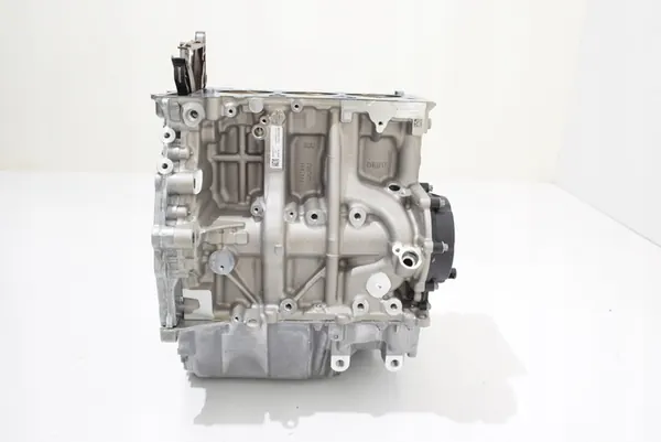 BMW F40 F44 F45 F46 F48 F39 Moottorin Blokki image 6