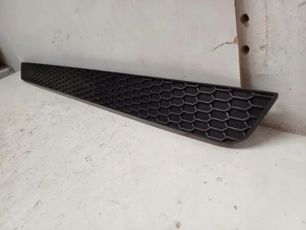 CHEVROLET AVEO T255 07- Rejilla de Parachoques Trasero 96816939 image 3
