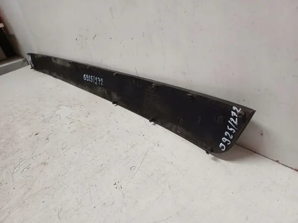 CHEVROLET AVEO T255 07- Rejilla de Parachoques Trasero 96816939 image 6