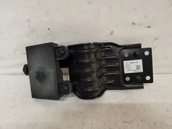Sensor radar OEM LB5T-9G768-AB para Ford Puma MK2 image 2