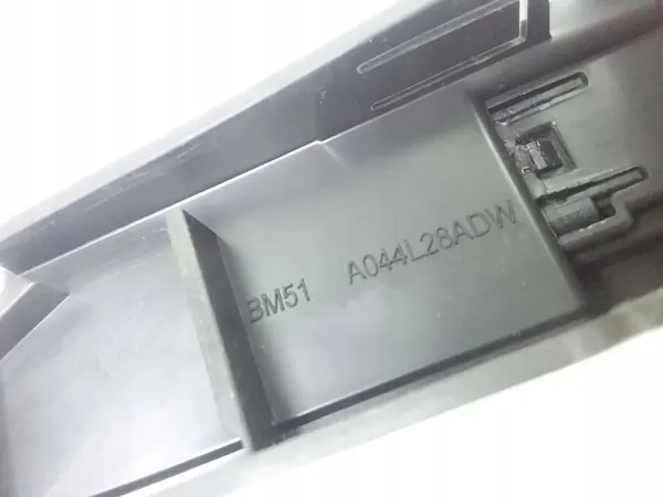 Tomada USB Ford Focus OEM BM51A044L28ADW image 3
