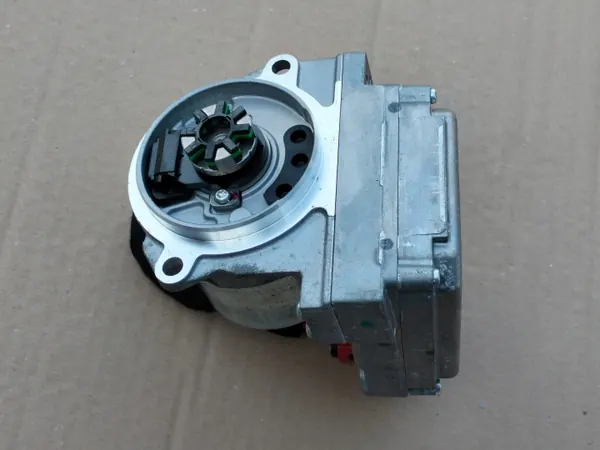 Renault Captur I Elservopump OEM 6700003021A 3 image 3