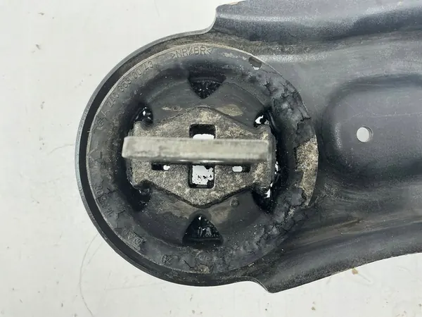 Bakre Kontrollarm Mercedes-Benz A W176 2016 image 5