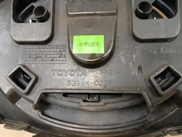 Grill Toyota Auris II 12-15R image 4