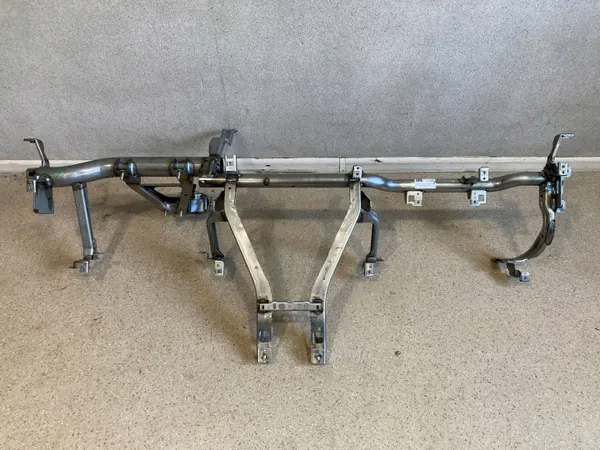BMW X1 U11 Dashboard Versterking OEM 9644421 image 2