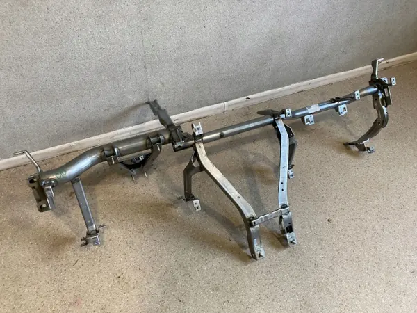 BMW X1 U11 Dashboard Versterking OEM 9644421 image 9