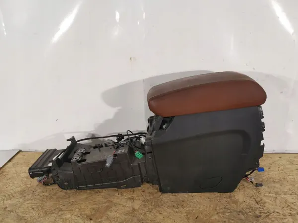 Jeep Grand Cherokee console armsteun OEM FOB18334 image 10