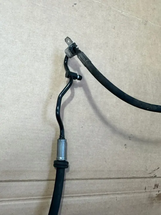 Mercedes SL R230 Öljylinja OEM A2309970352 image 5