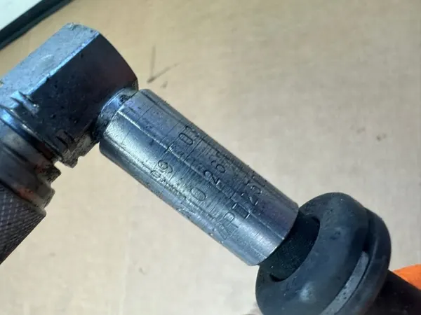 Mercedes SL R230 Öljylinja OEM A2309970352 image 8