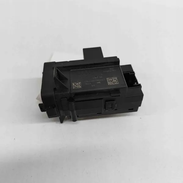 Sytytyskytkin OEM 3330430103 Audi A4 2008 image 4