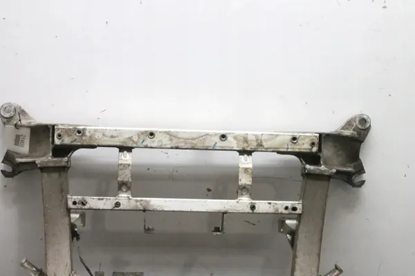 Tesla Etujarrupalat OEM 100982500A Käytetty image 3