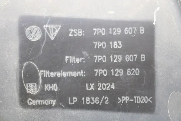 VW Touareg Luftfilter OEM bt-cars-27656 Begagnad image 6