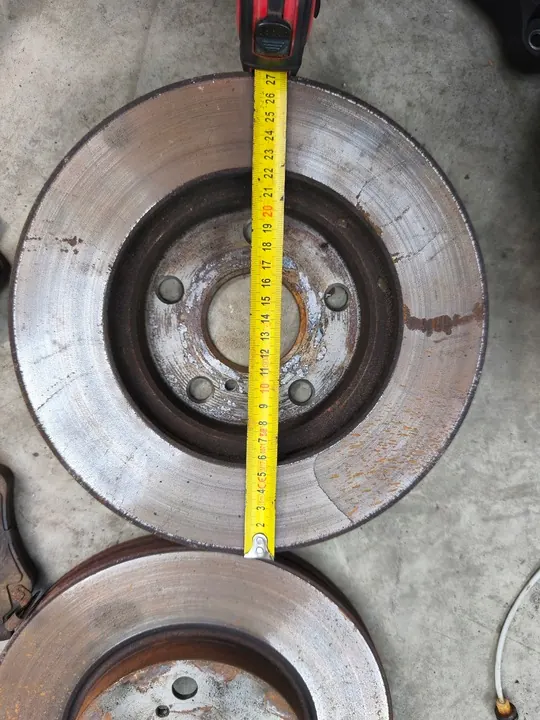 Discos e Pastilhas de Freio Dianteiros Toyota Auris I Lift 1.6 VVTI image 4