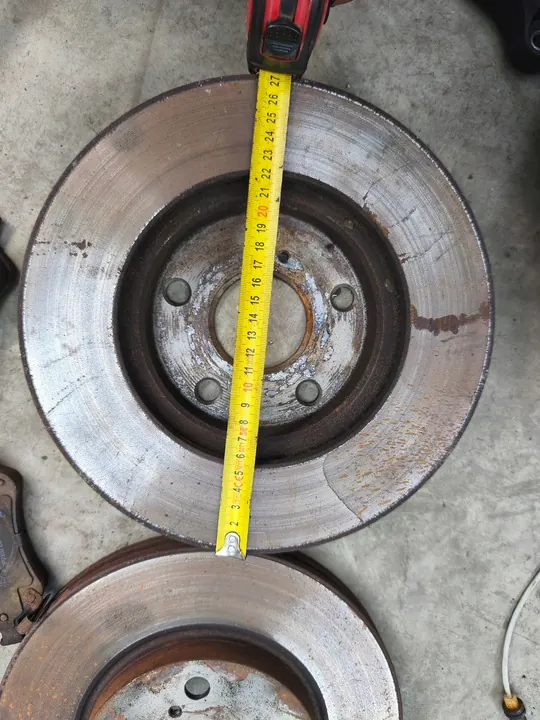 Discos e Pastilhas de Freio Dianteiros Toyota Auris I Lift 1.6 VVTI image 5