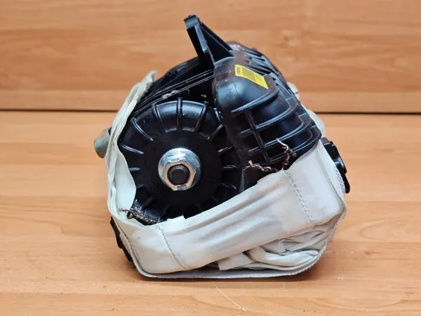 Opel Astra H Passagerarairbag OEM 13214614 image 4