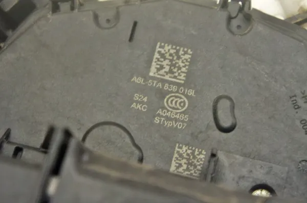 Skoda Octavia IV Right Rear Door Lock TH013 A6L-5TA839016L image 6