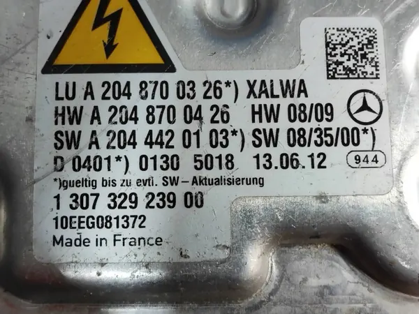 Módulo convertidor LED Mercedes C W204 OEM A2048700326 image 3