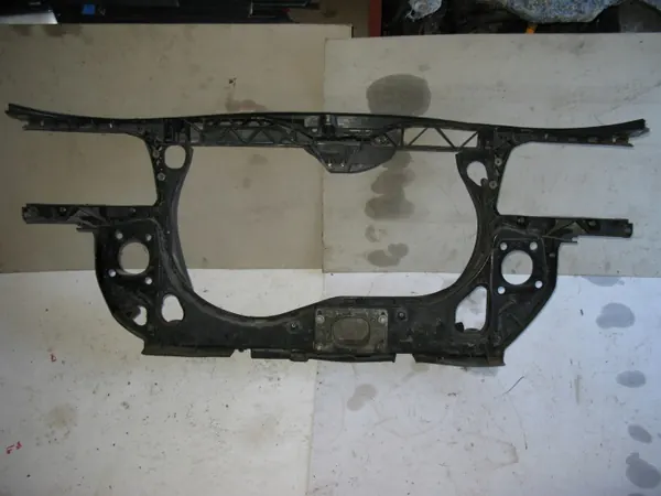 Etupuskurin vahvike OEM 8E0805594B Audi A4 B6:lle image 4