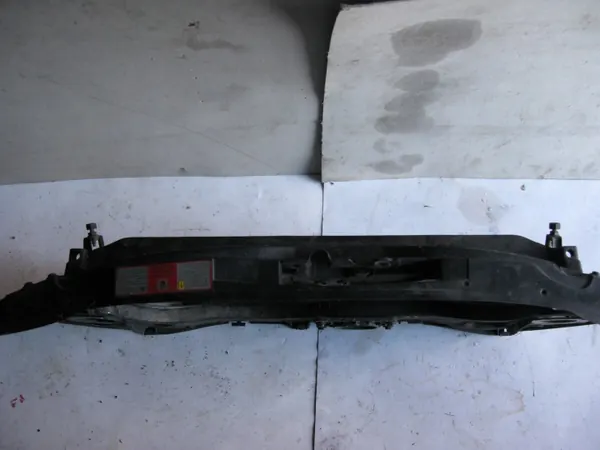 Etupuskurin vahvike OEM 8E0805594B Audi A4 B6:lle image 5