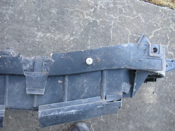 Etupuskurin vahvike OEM 8E0805594B Audi A4 B6:lle image 8