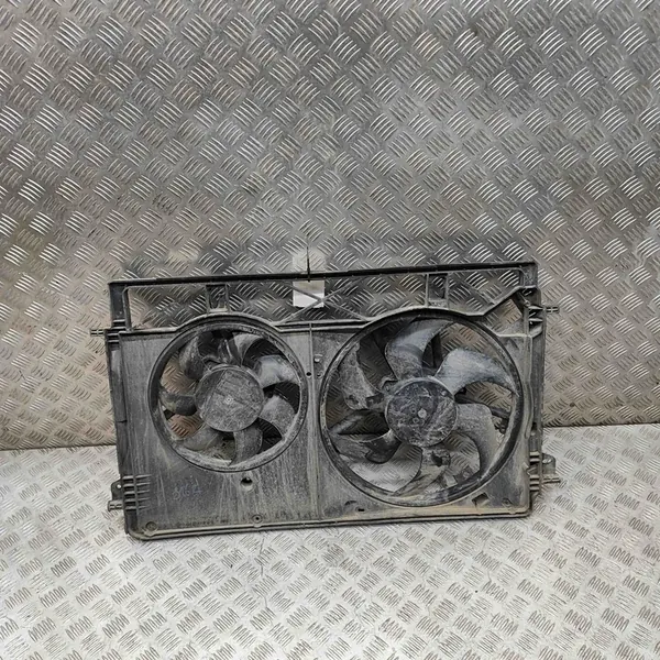 Etupuskuri Opel Vivaro Combi 1.6L 2016 OEM 93868357 image 2