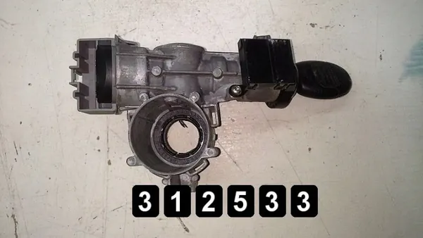 Käytetty Ford Focus ECU OEM AM-312533 vuodelle 2001 image 6
