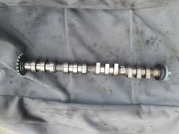 Insugningskamaxel Audi S3 1.8 T image 2