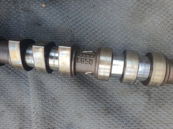 Insugningskamaxel Audi S3 1.8 T image 5