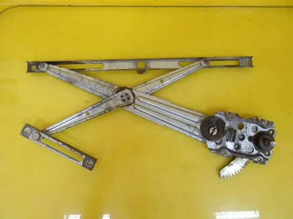 OEM DRC4052 Régulateur Vitre Manuel Droit Avant Suzuki image 2
