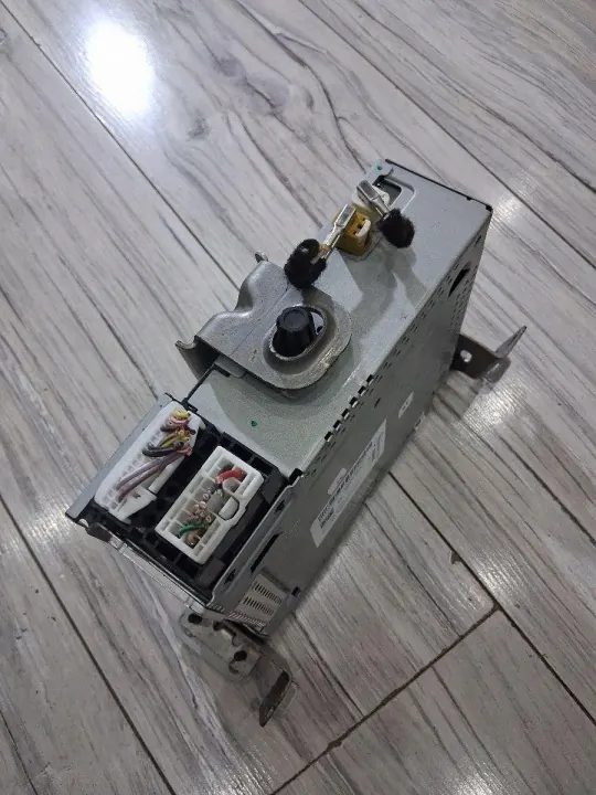 Rádio OEM 281153870R para Renault Captur - Usado image 3