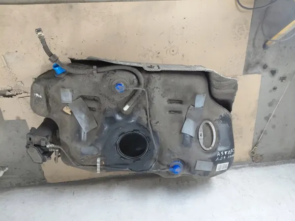 OPEL ASTRA J Kraftstofftank OEM - Gebraucht image 5