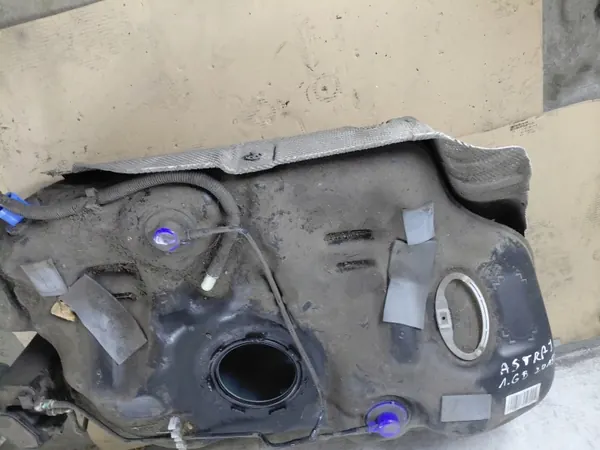 OPEL ASTRA J Kraftstofftank OEM - Gebraucht image 6
