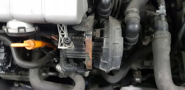 Suporte da Bomba de Ar VW 2.0 115cv - Peça OEM image 5