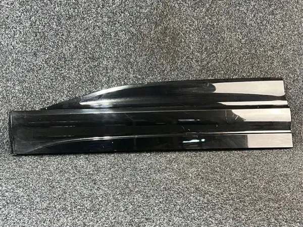 OEM 85H853959A Onderste Deurbescherming Links Audi Q6 image 3