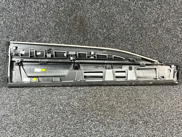 OEM 85H853959A Onderste Deurbescherming Links Audi Q6 image 4