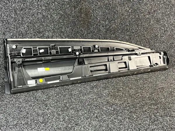 OEM 85H853959A Onderste Deurbescherming Links Audi Q6 image 6