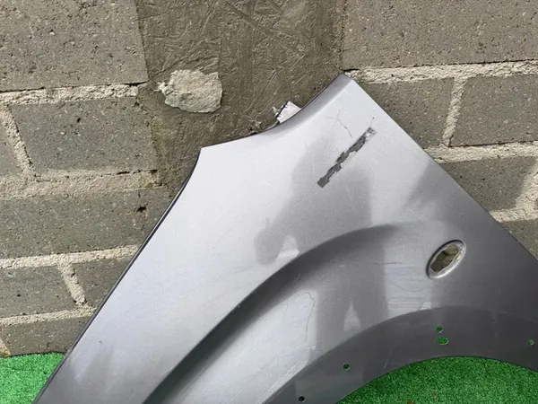 PEUGEOT RIFTER 19- Parafuso Frontal Esquerdo OEM image 3