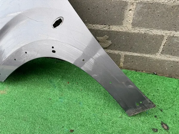 PEUGEOT RIFTER 19- Parafuso Frontal Esquerdo OEM image 4