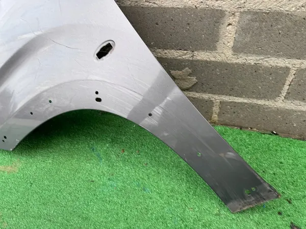 PEUGEOT RIFTER 19- Parafuso Frontal Esquerdo OEM image 5