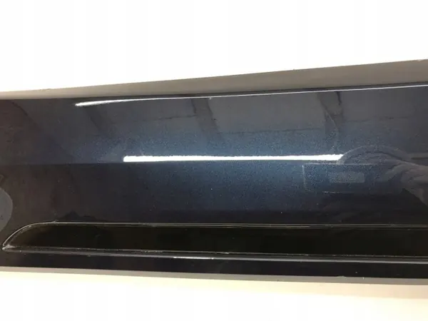 Audi Q8 Dörrlist Vänster Bak OEM 4M8853969 image 4