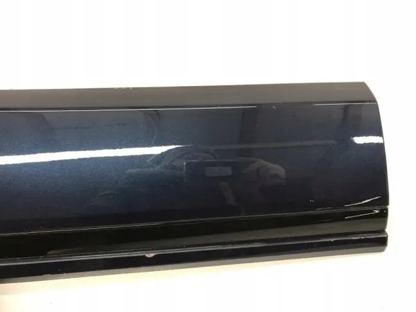 Audi Q8 Dörrlist Vänster Bak OEM 4M8853969 image 5