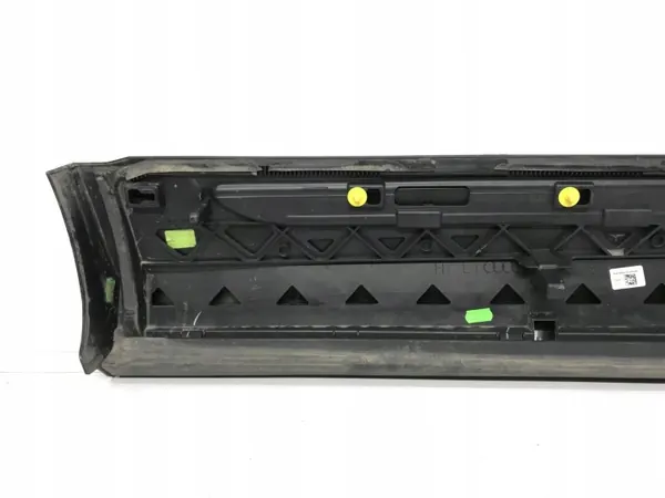 Audi Q8 Dörrlist Vänster Bak OEM 4M8853969 image 7