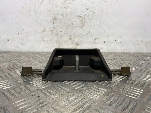 Gancho fechadura porta traseira Volvo XC40 OEM A41719 image 2