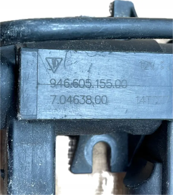 Porsche Macan S 2015 3.0 Vakuumschlauch Ventil 94660515500 image 5