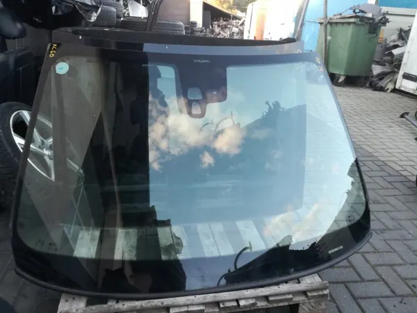VOLVO XC60 I framruta OEM - 2008-2016 image 2