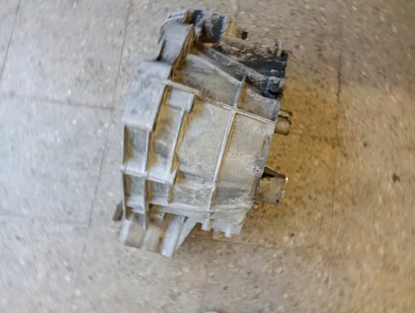 Carter de boîte MVT pour Audi A4 - Pièce OEM image 2